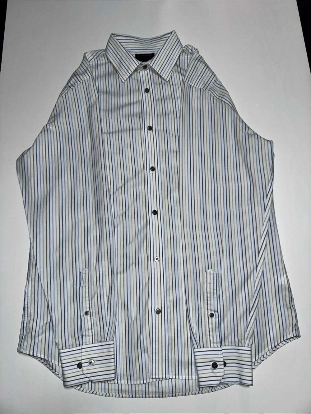 Banana Republic White Dress Shirt with Blue and Gray Stripes, 16-16,5 L